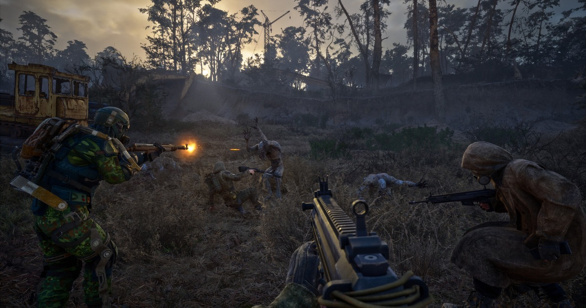 S.T.A.L.K.E.R. 2 Heart of Chornobyl combat screenshot showing stalkers fighting mutants in the Zone